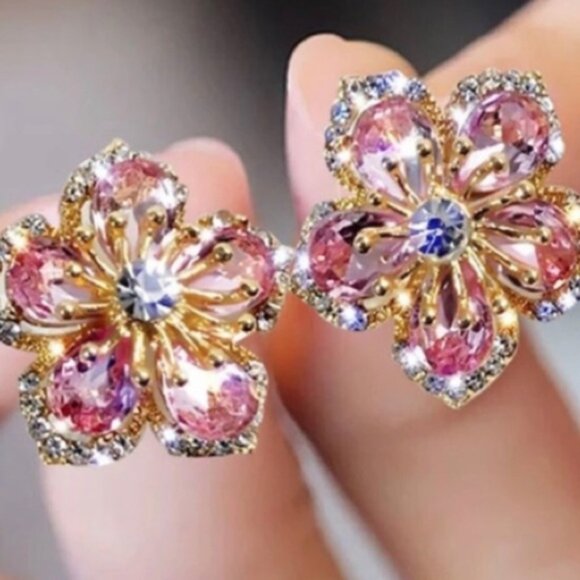 LAST ONE! NEW Crystal Zircon Flower Burst Sparkle Stud Earrings, Gold Pink White - Picture 2 of 3